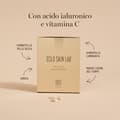 Confezione The Glow e benefici legati all'assuzione di Vitamina C e Acido Ialuronico